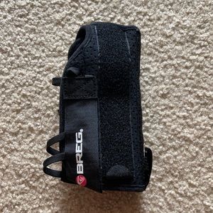 BREGG LeFt WRIST COLLAR